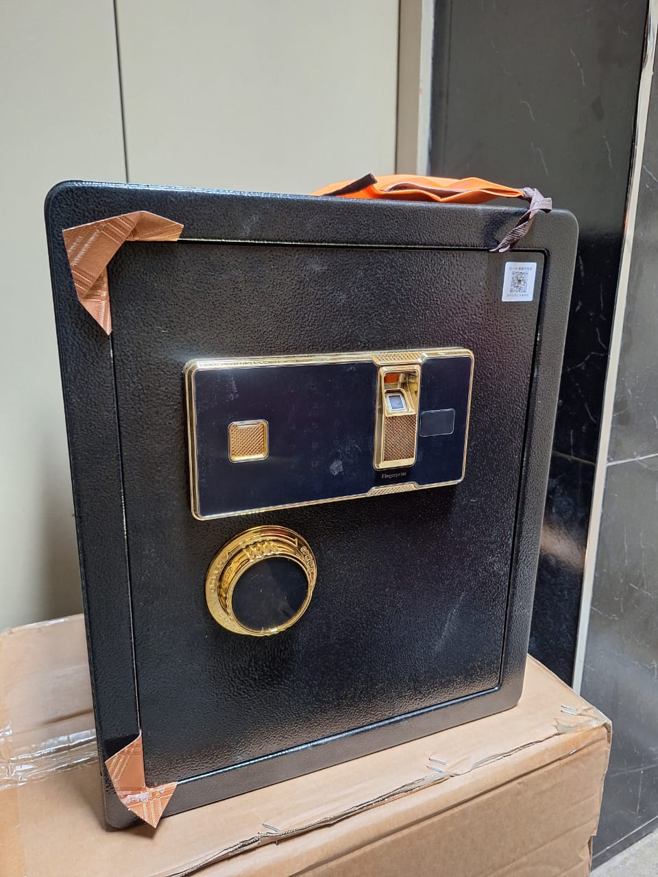 Biometric Fingerprint Safe , Solid Alloy Steel Security Box