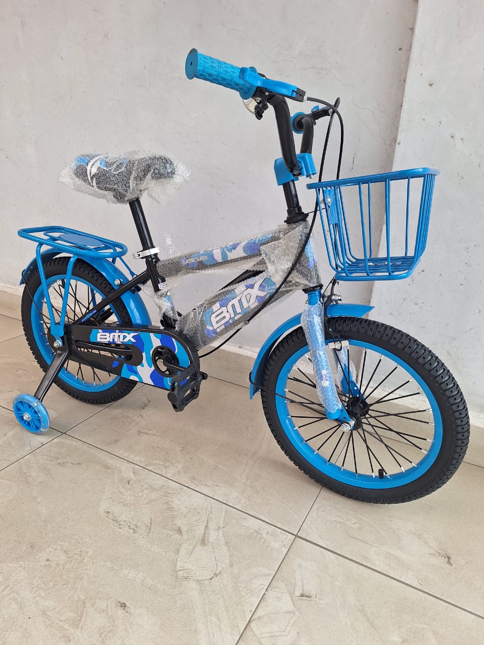 size 16 BMX kids bike with carrier and front basket + side wheel with lights(4-7years)
